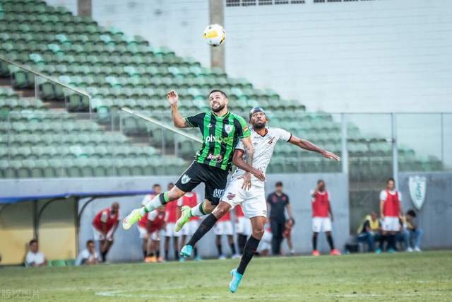 杜兰特20分太阳送开拓者6连败 森林狼力克马刺